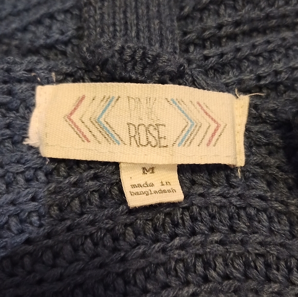 π₯ Pink Rose Women's Long Sleeve Open-back Knit Sweater - Picture 15 of 16